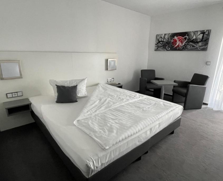 Weber Hotel Mannheim Bagian luar foto