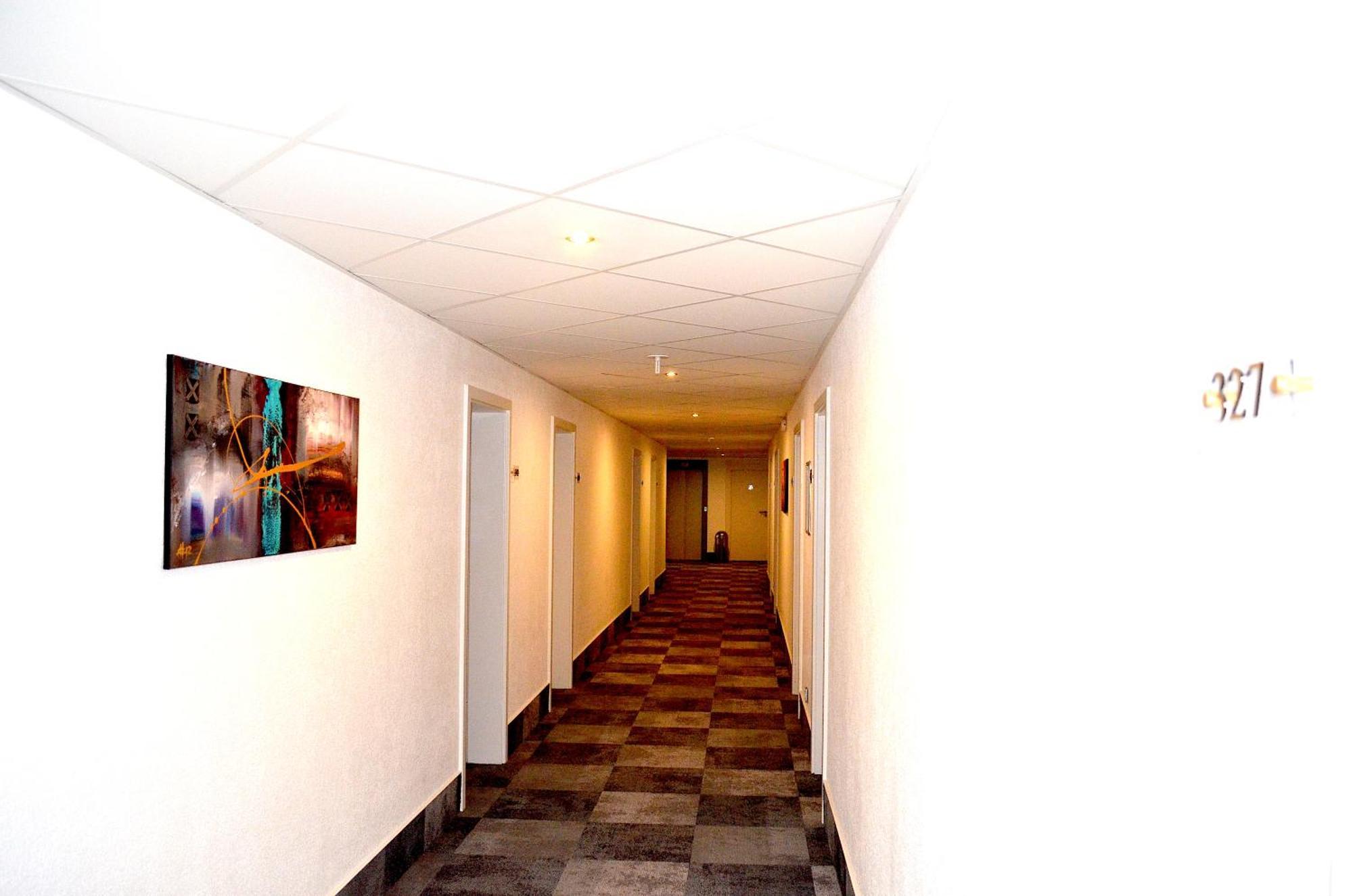 Weber Hotel Mannheim Bagian luar foto
