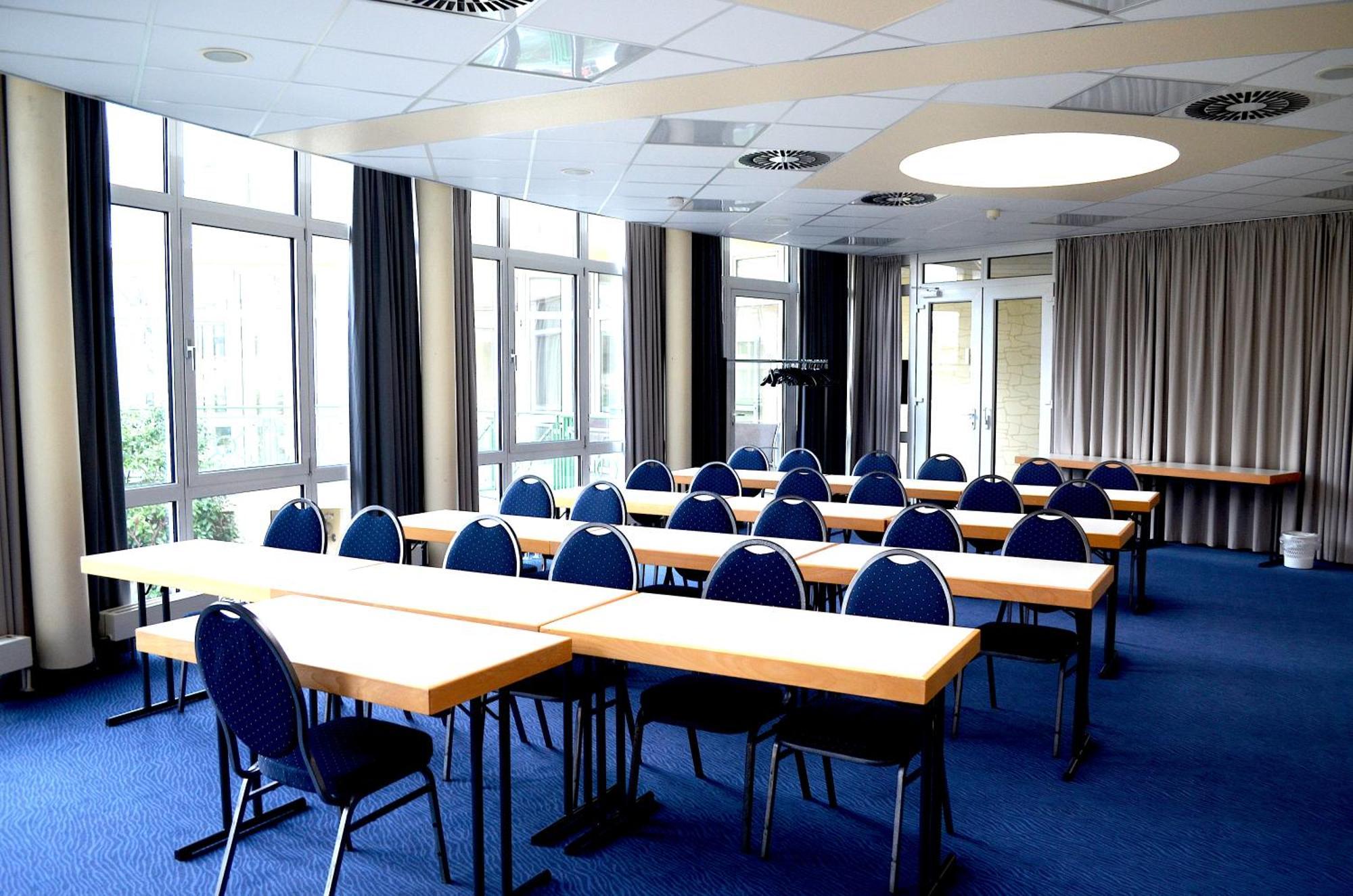 Weber Hotel Mannheim Bagian luar foto