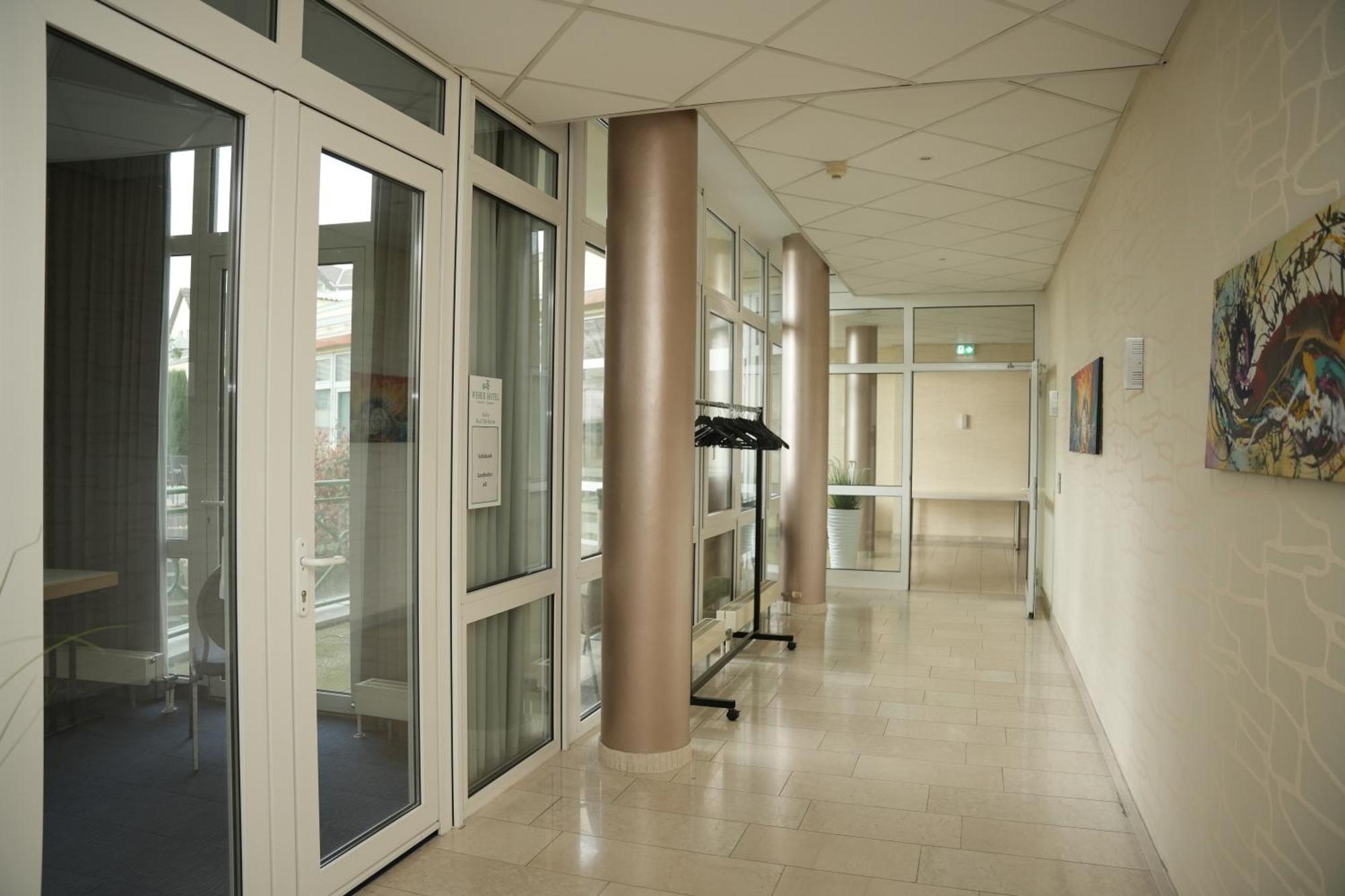 Weber Hotel Mannheim Bagian luar foto