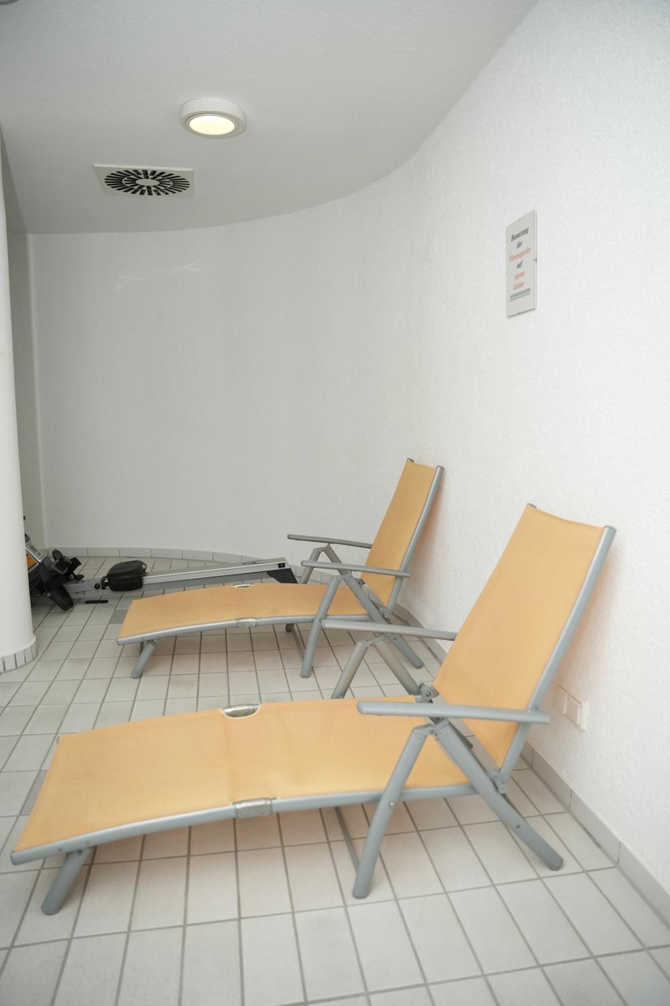 Weber Hotel Mannheim Bagian luar foto